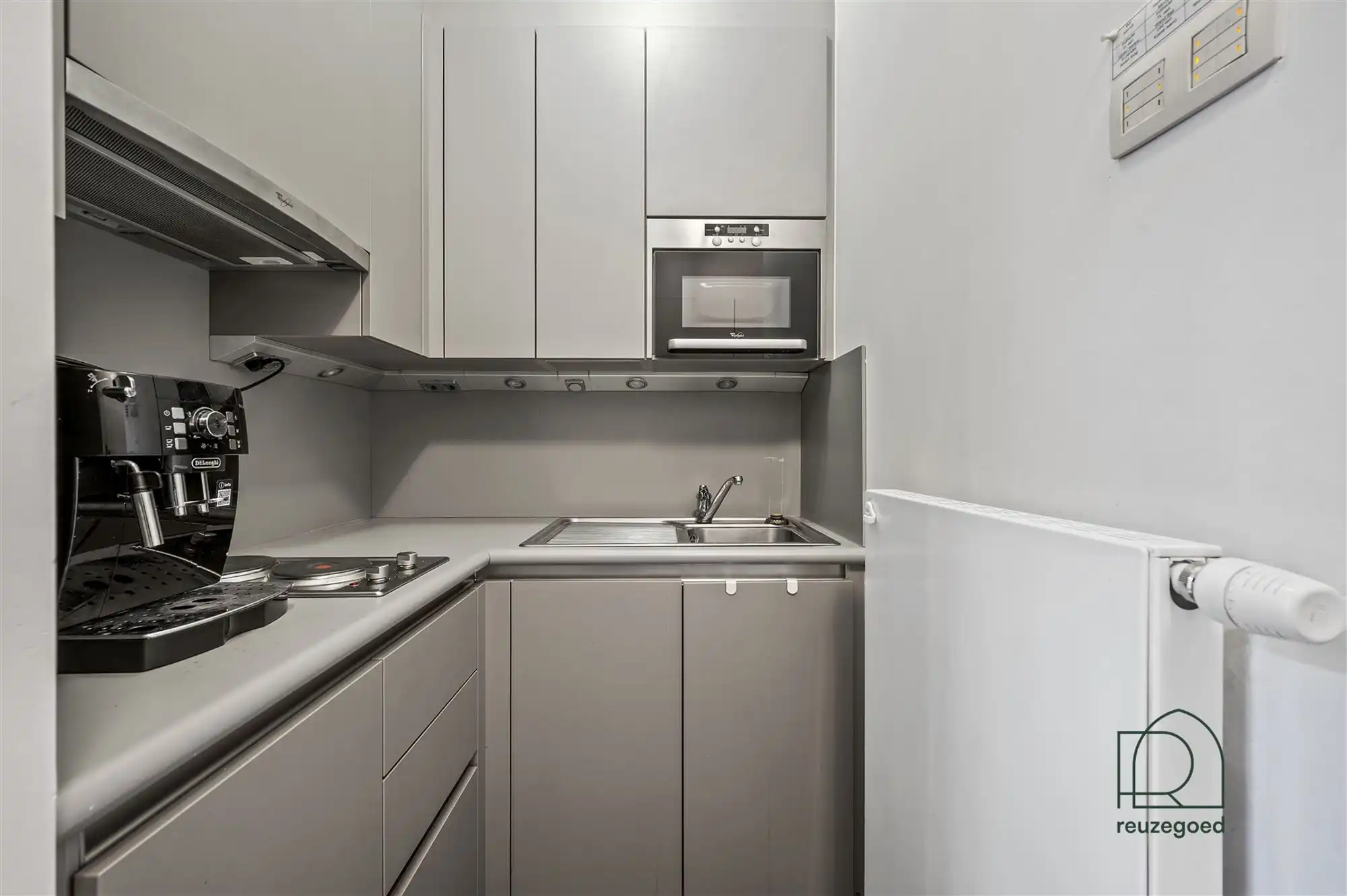 Handelspand met topligging op het Kerkplein van Bonheiden foto 19