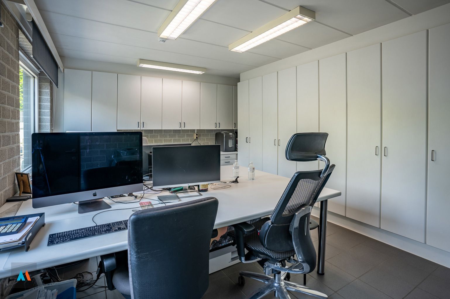 Kantoorruimte met parkeergelegenheid foto 3