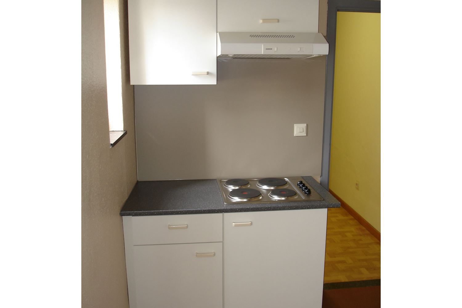 Ruime woning met 2 slaapkamers foto 3