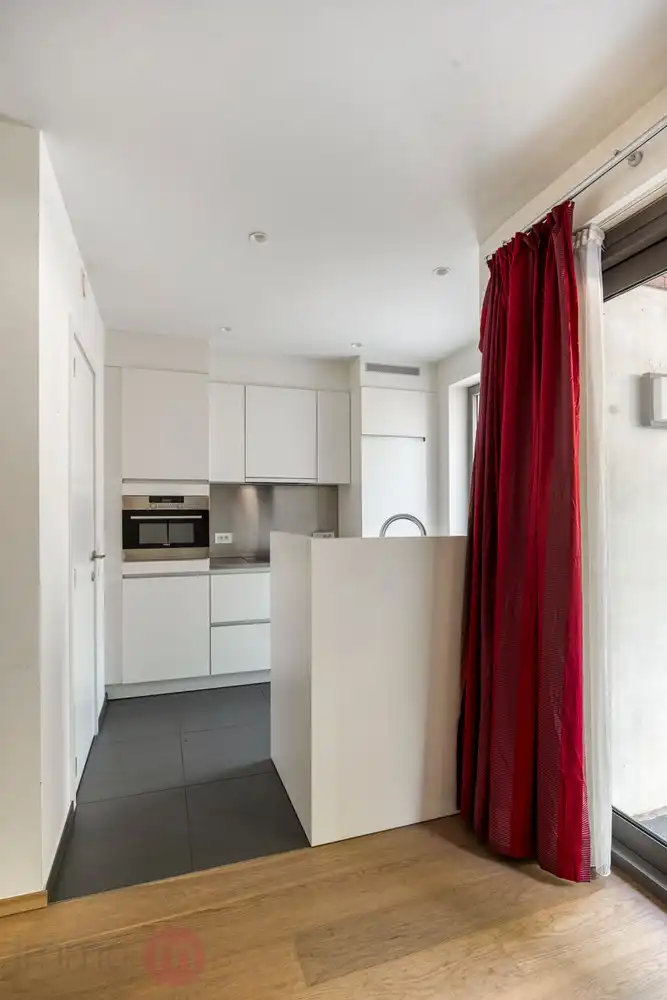 Recent gelijkvloers app. met 2 slaapkamers, tuin en 2 autostaanplaatsen. foto 10