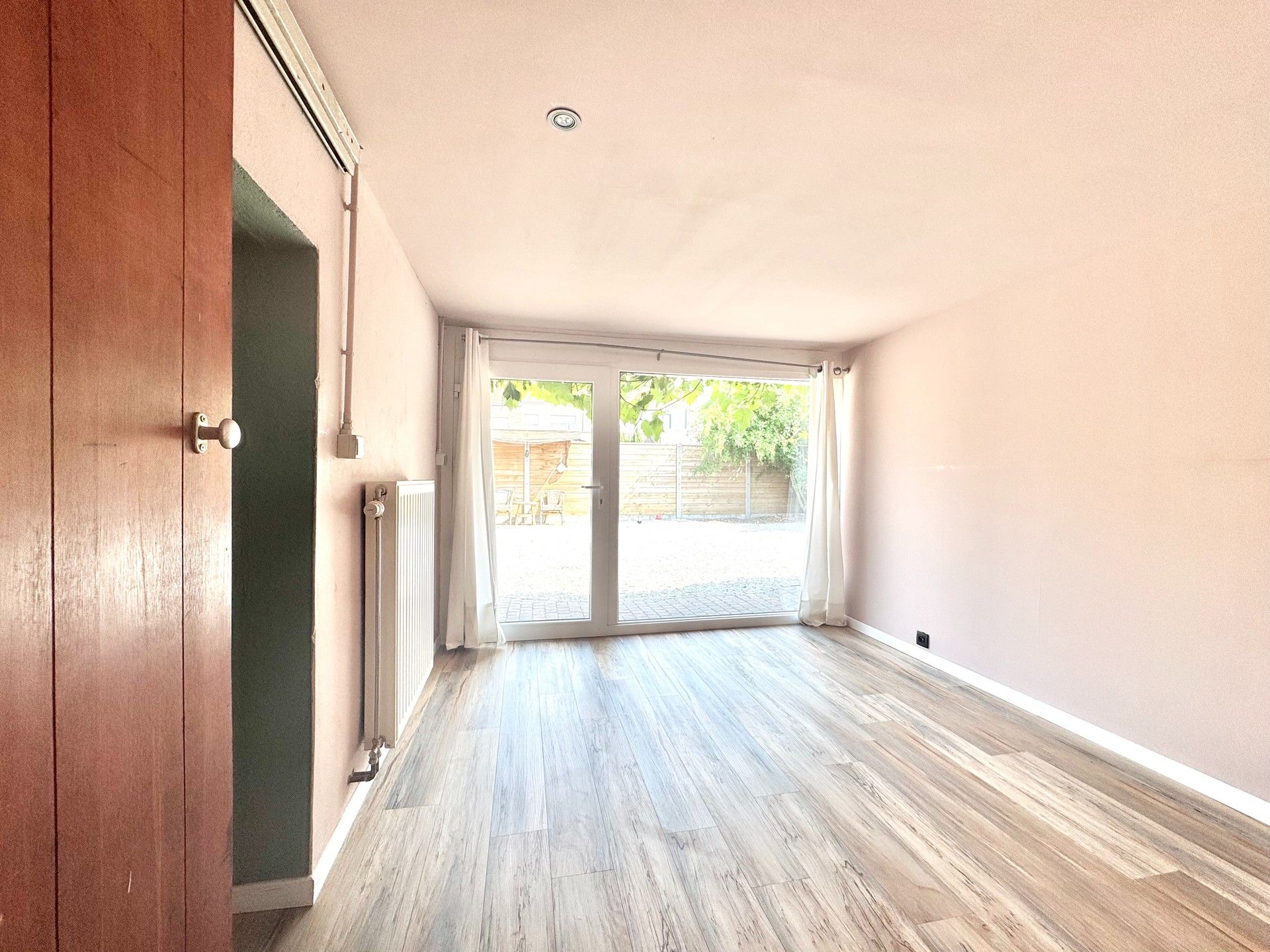 WONING MET MAGAZIJN OP 562 M² foto 30