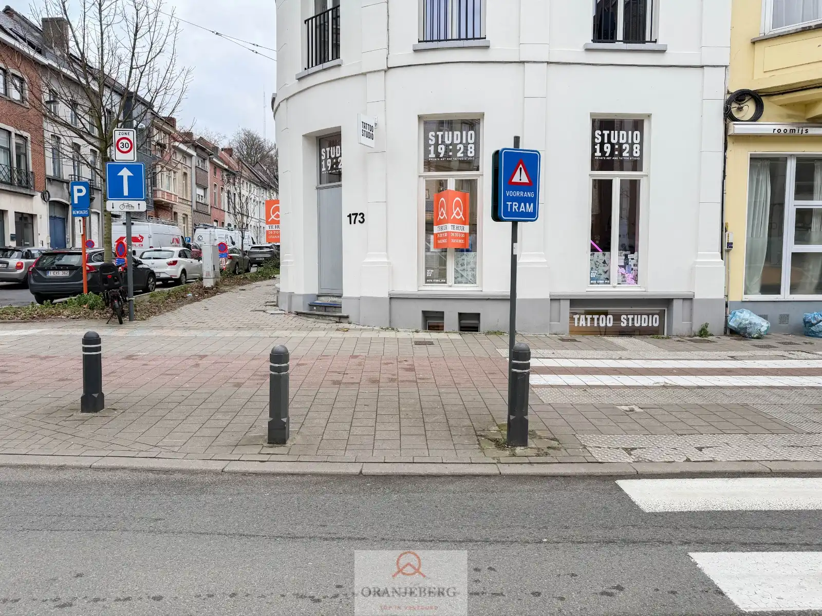 Ruim hoekpand dichtbij station Gent-Sint-Pieters ! foto 25