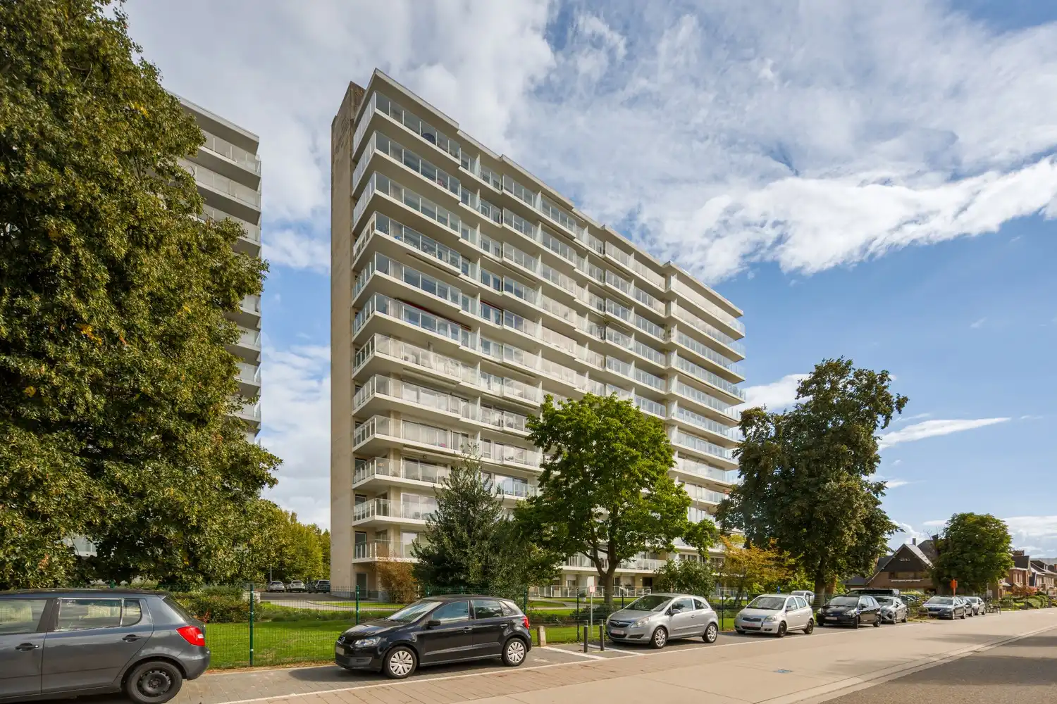 Appartement met garage en kelder op gunstige locatie! foto 27