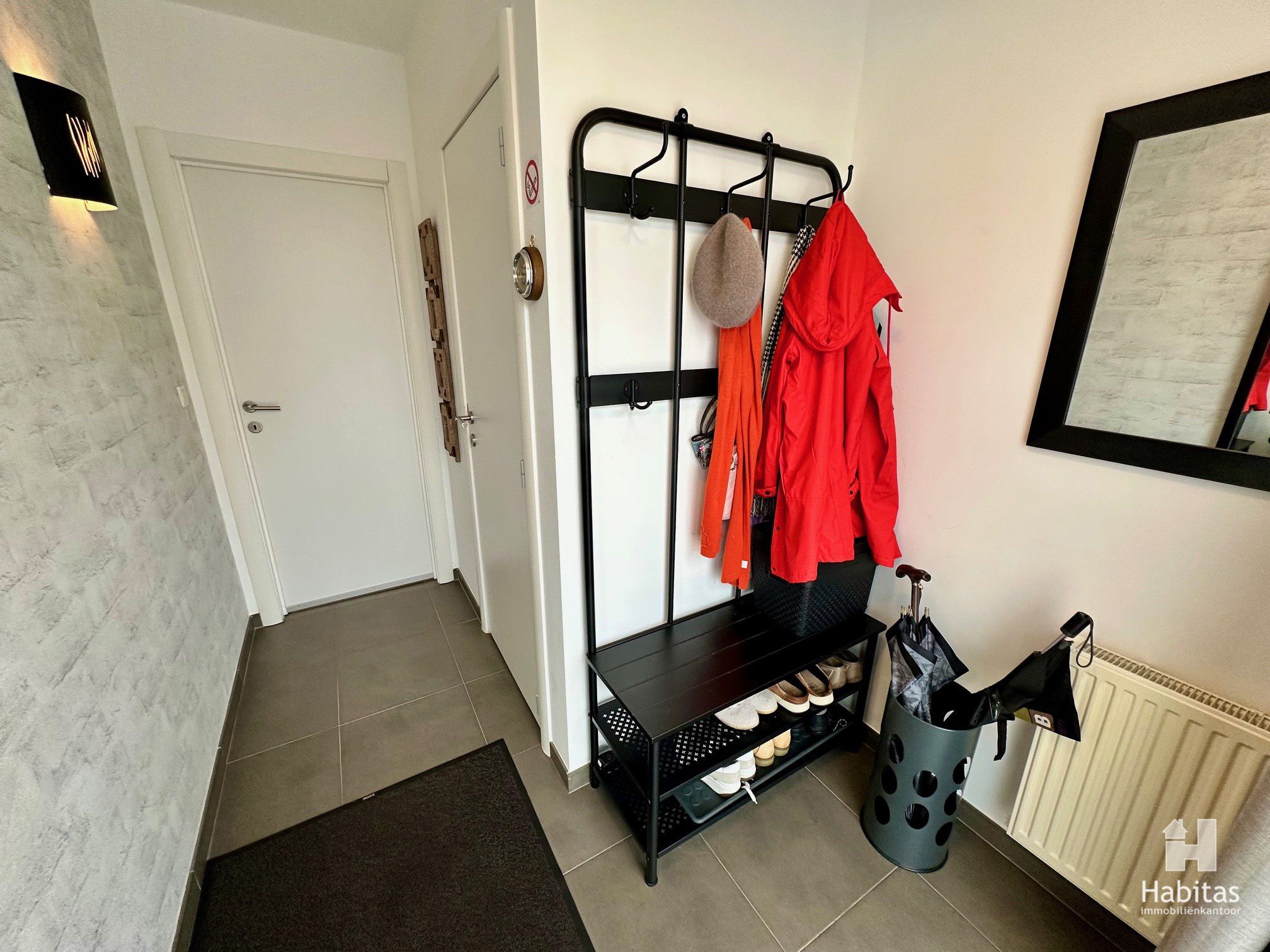  ruim, volledig gemeubeld in instapklaar appartement foto 10