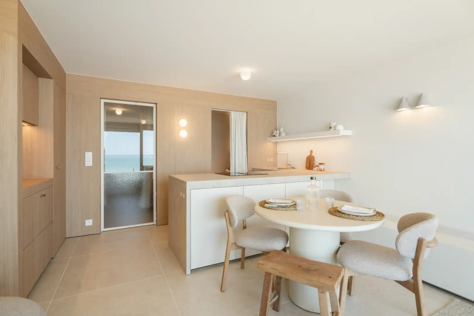 Luxueus gerenoveerd appartement met frontaal zeezicht te Nieuwpoort foto 7