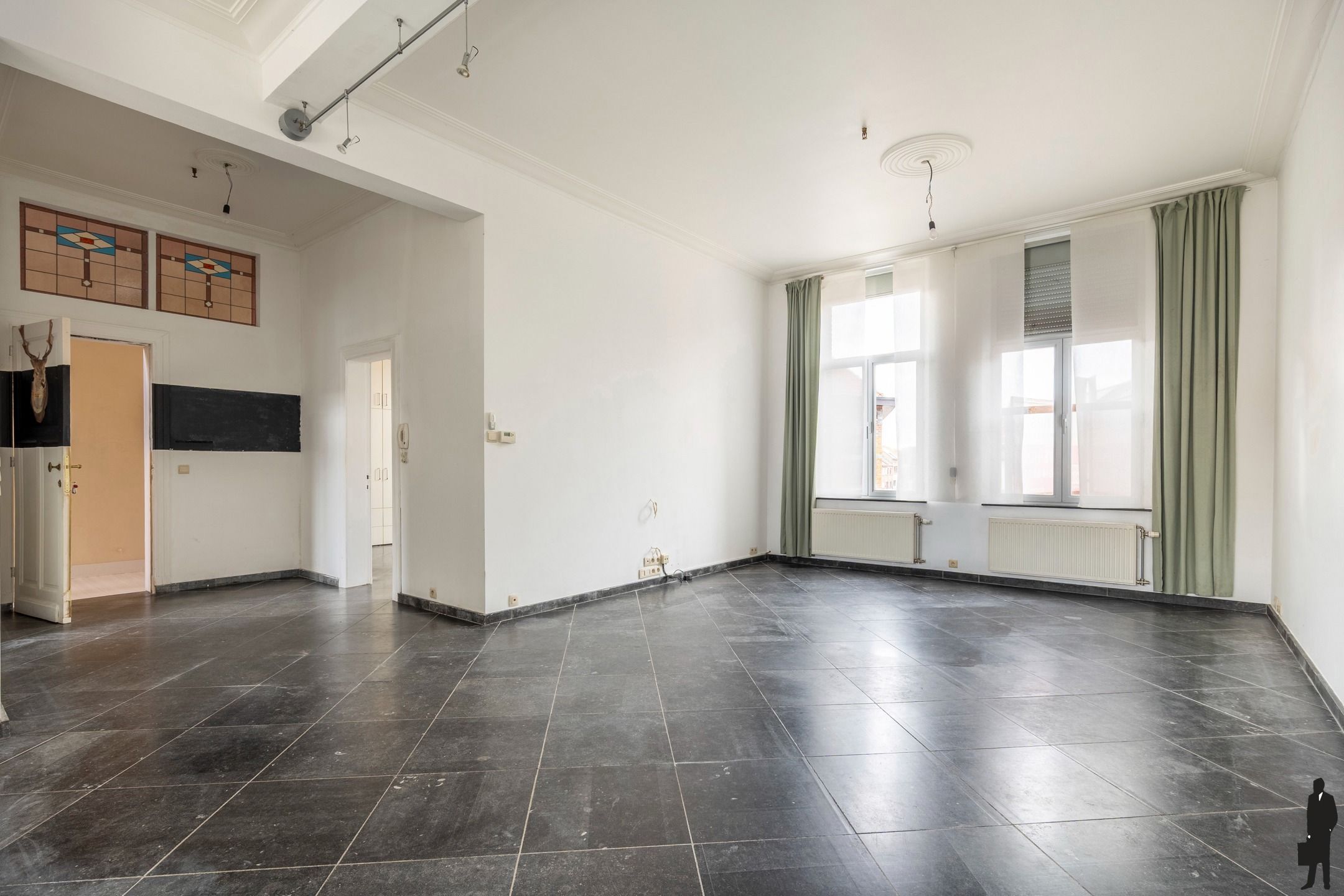 Centraal gelegen éénslaapkamerappartement met terras foto 3