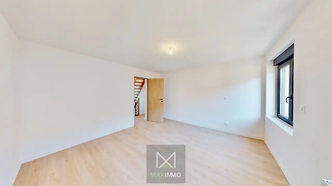 Volledig vernieuwde woning in centrum Lauwe – luxe, licht en leefruimte in één pakket foto 9