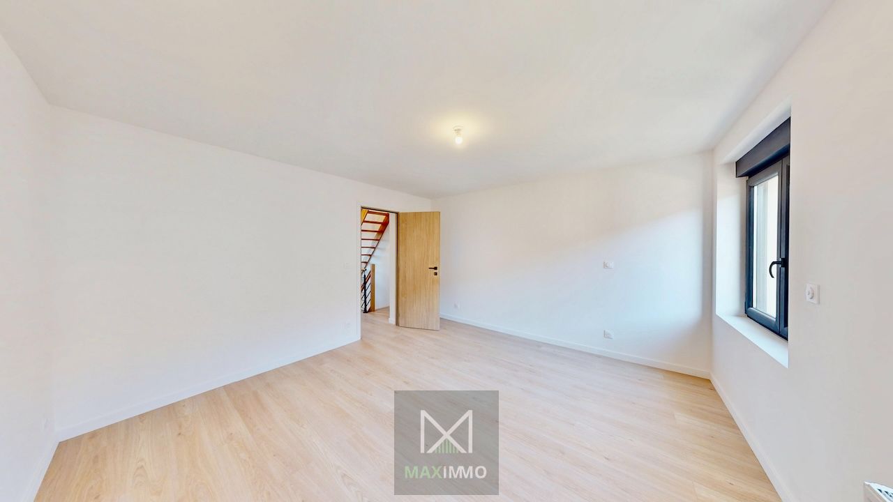 Volledig vernieuwde woning in centrum Lauwe – luxe, licht en leefruimte in één pakket foto 9