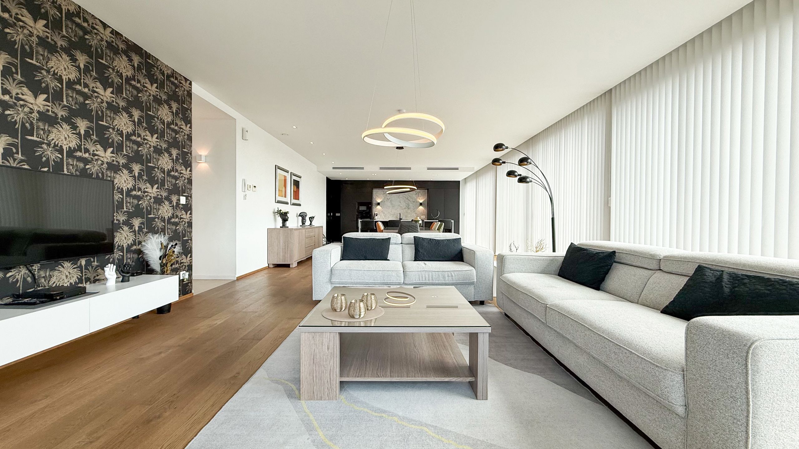 energiezuinig, stijlvol en instapklaar penthouse met 3 slpkmrs ! foto 3