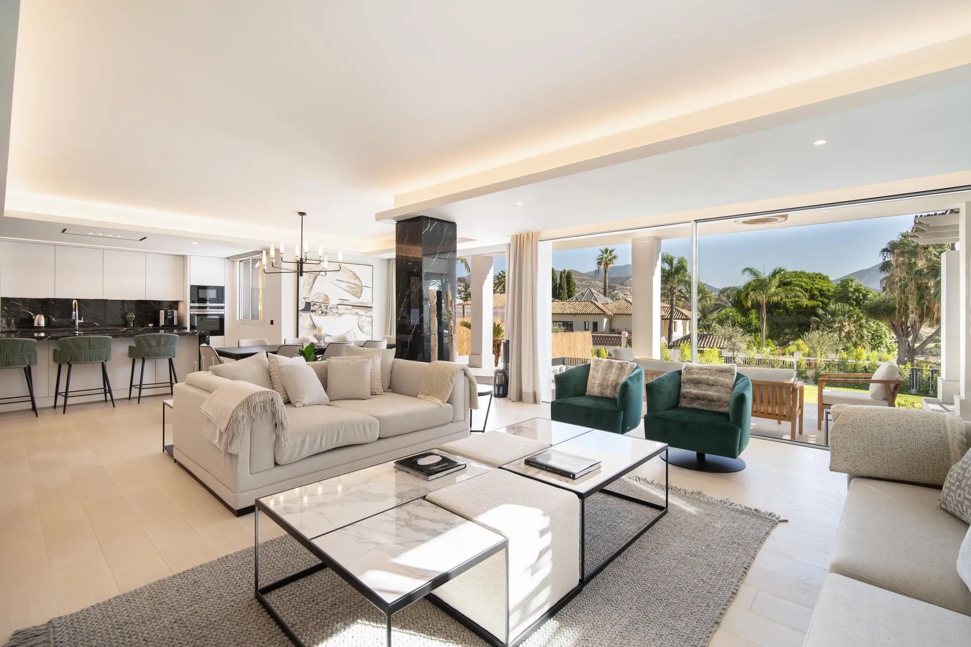 Exclusieve moderne villa met privacy, luxe en panoramisch uitzicht – de perfecte oase aan de Costa del Sol foto 5