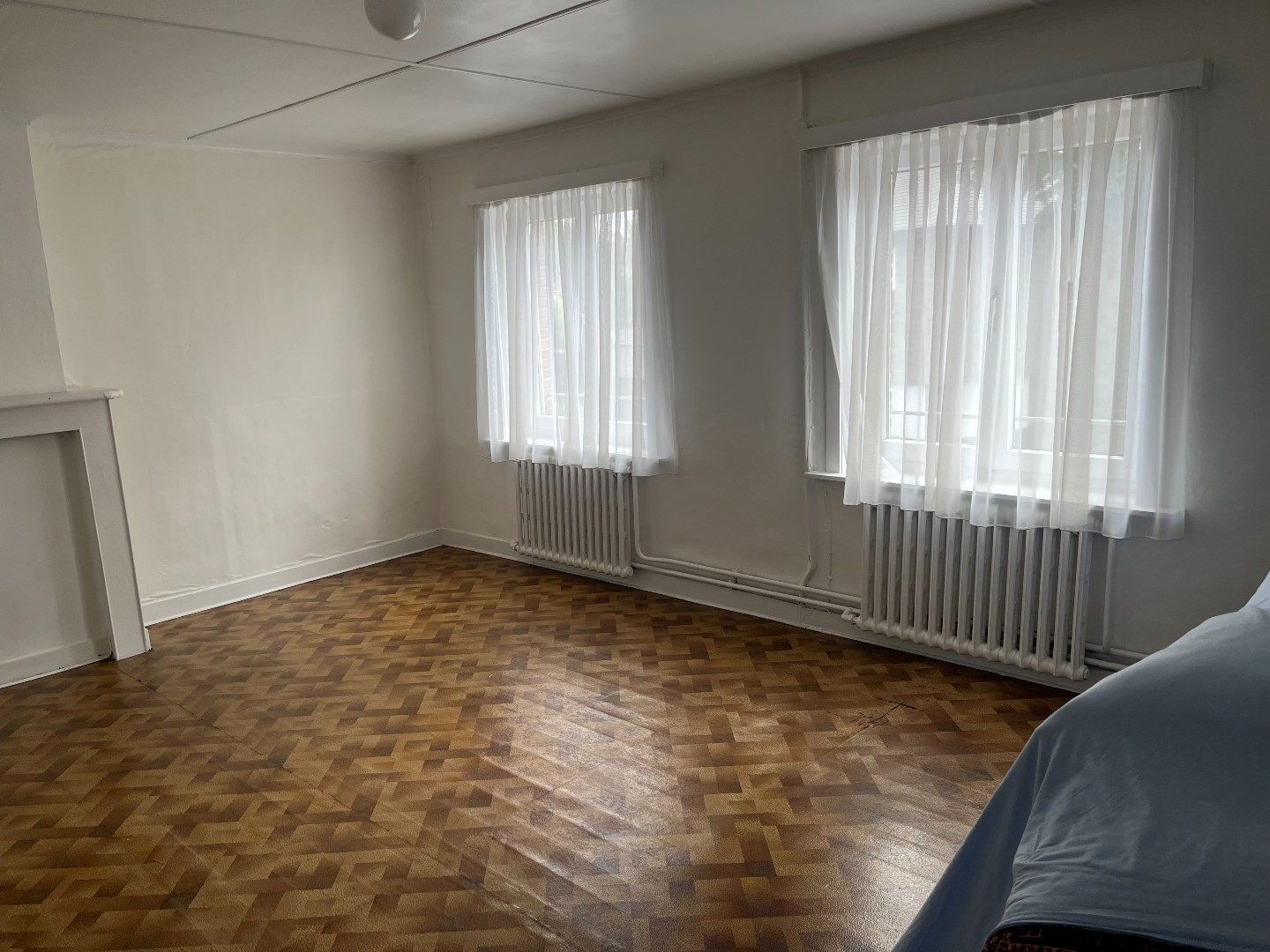 Ruime woning met tuin en garage te Sijsele foto 8