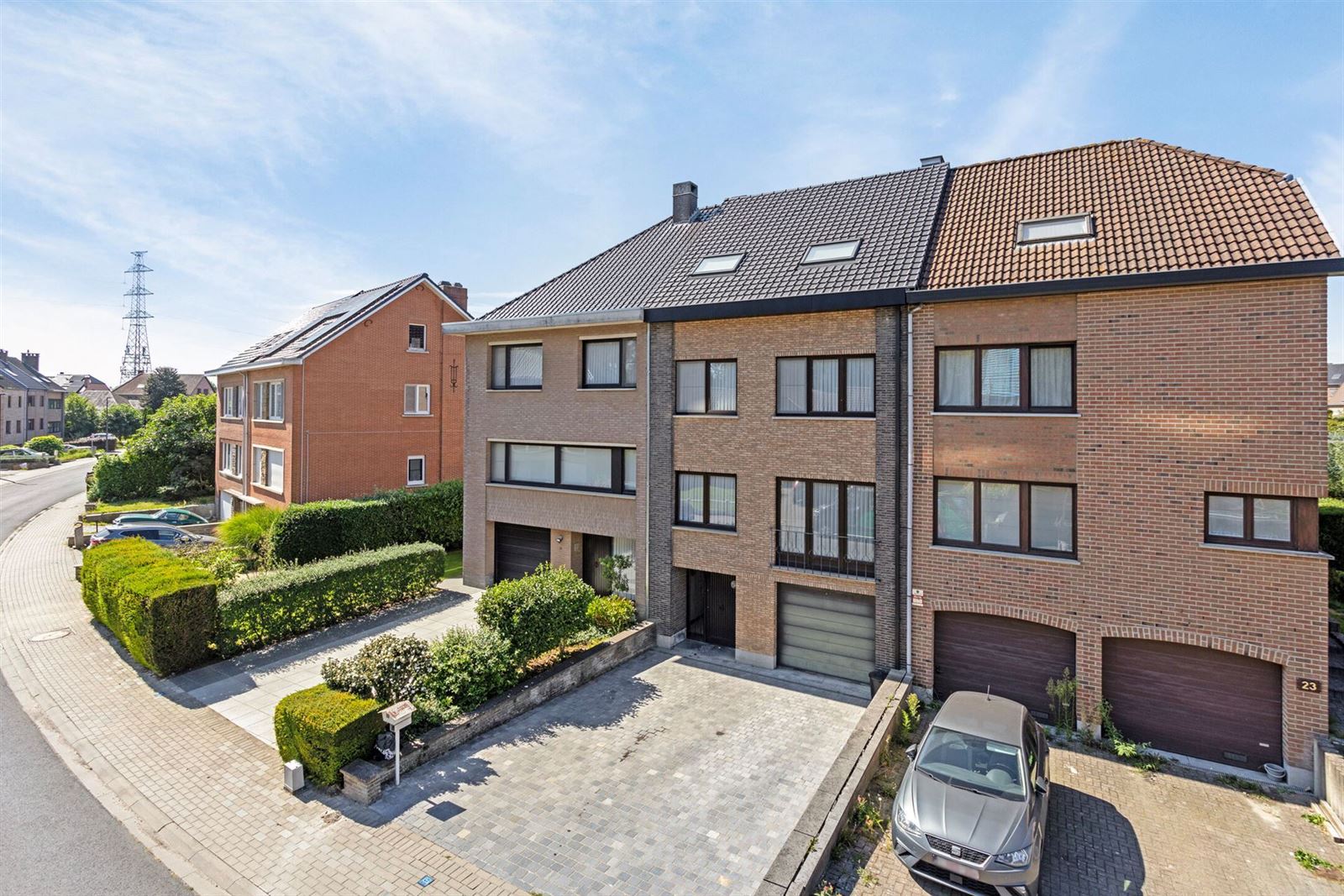 Energiezuinige bel-etage met 3 slaapkamers, garage en tuin foto 2