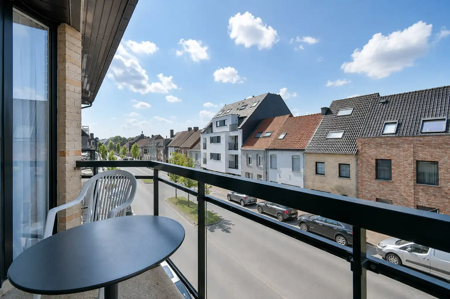 Centraal gelegen appartement! foto 4