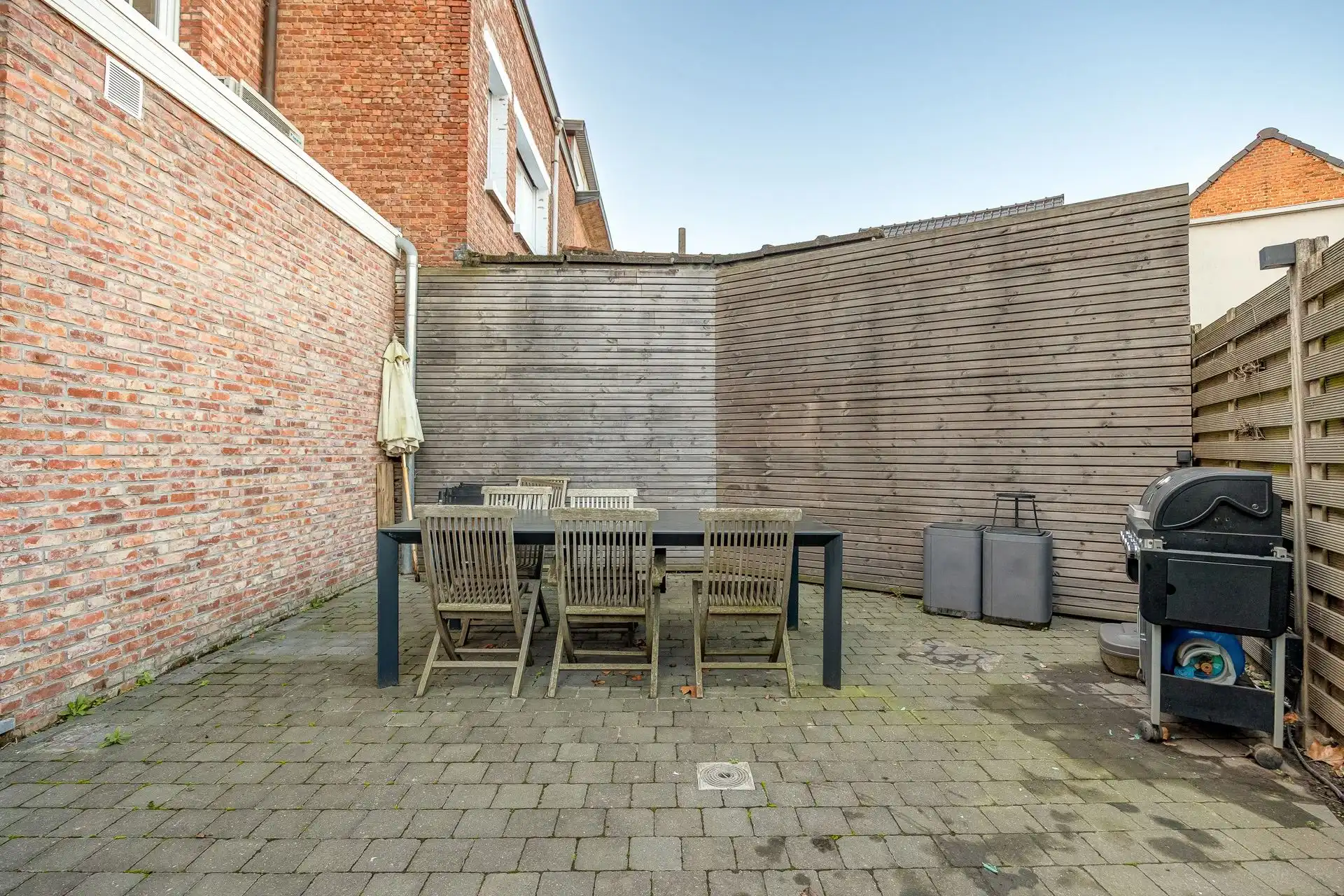 Sterk opgewaardeerde Apothekerswoning met 4 slaapkamers foto 23