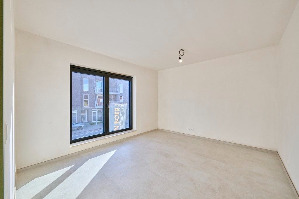 Ezaart 135 2400 Mol 1ste verdiep te huur van 100 m² met terras en met Carport en buitenberging foto 16