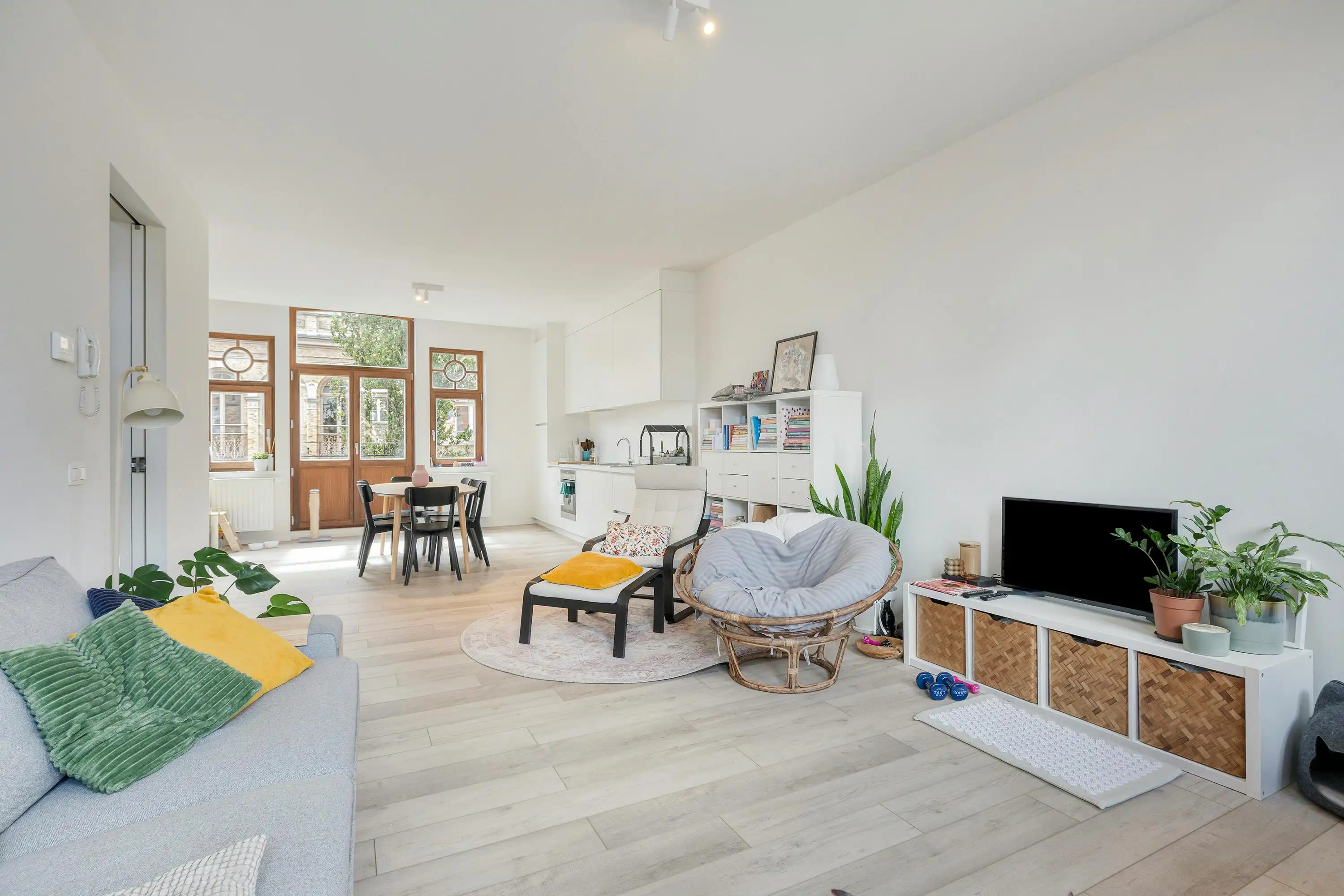 Ruim appartement (142m²) met 3 slaapkamers en terras in Ieper centrum  foto 4