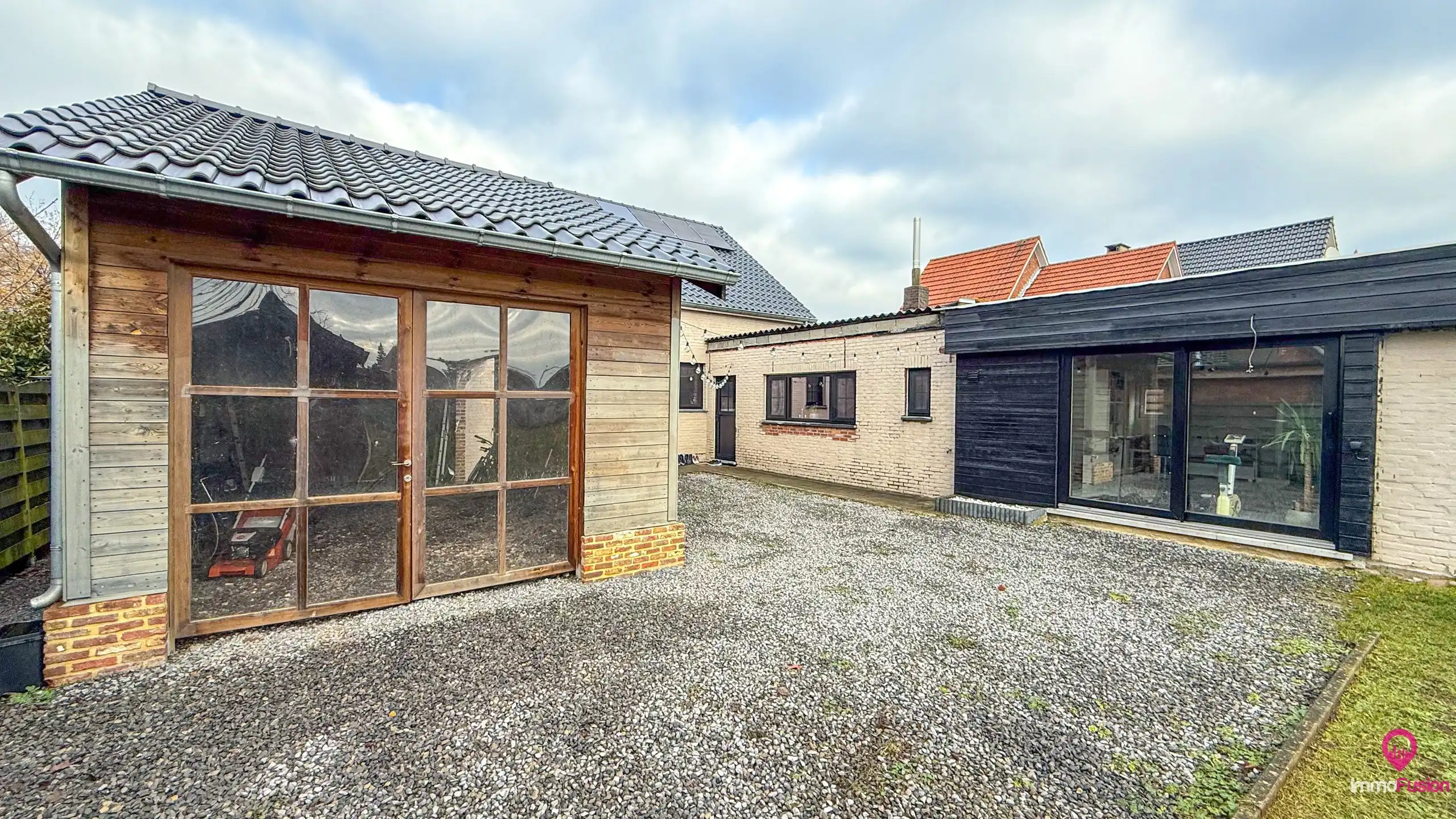 Kangoeroe woning met 5 slpks rustig gelegen! foto 39