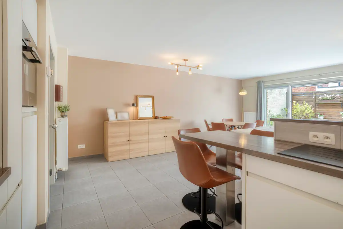 Hedendaagse woning met zonnige patio in Bonheiden foto 7