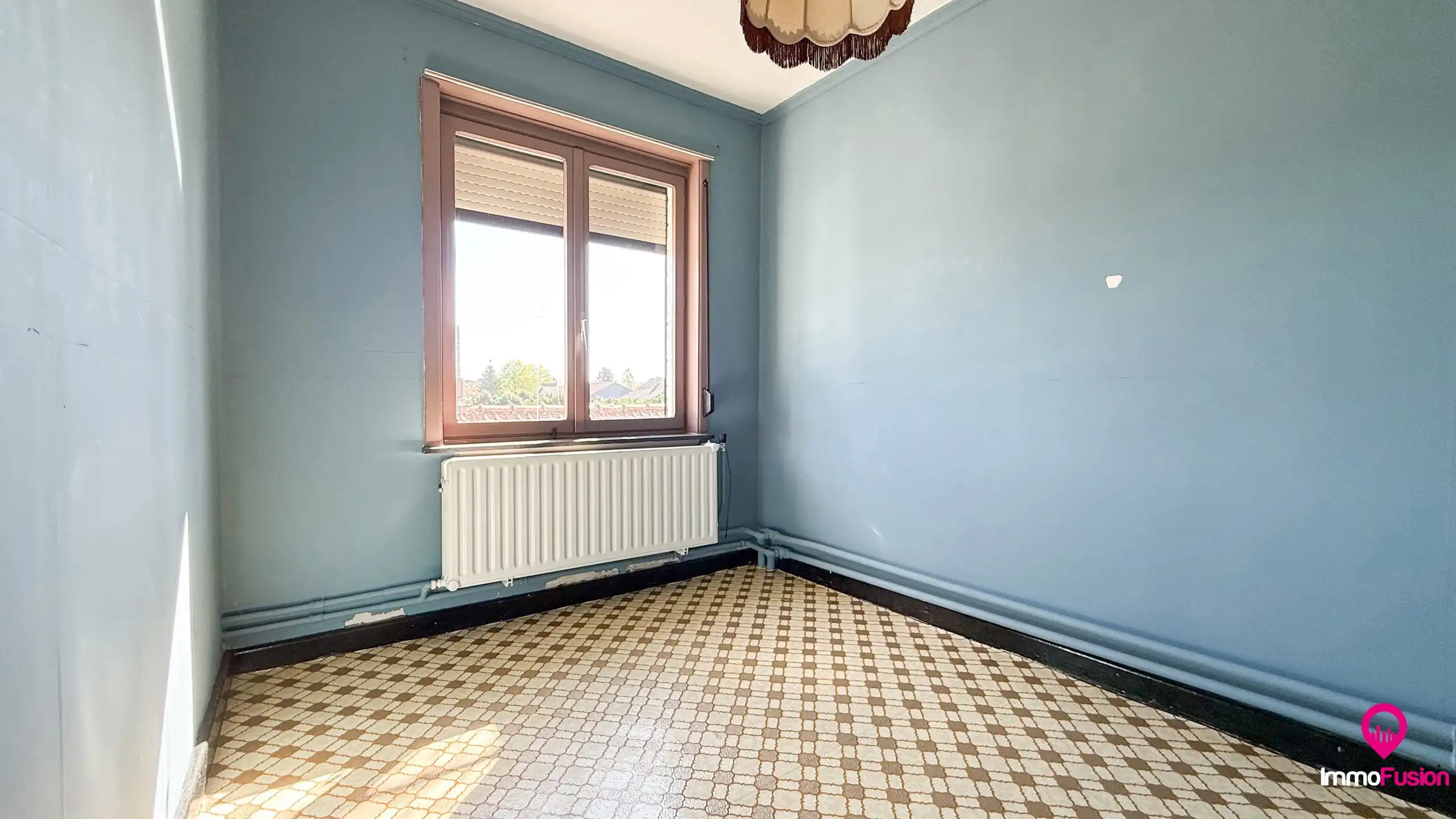 Ruime gezinswoning met 4 slaapkamers en gezellige tuin! foto 12