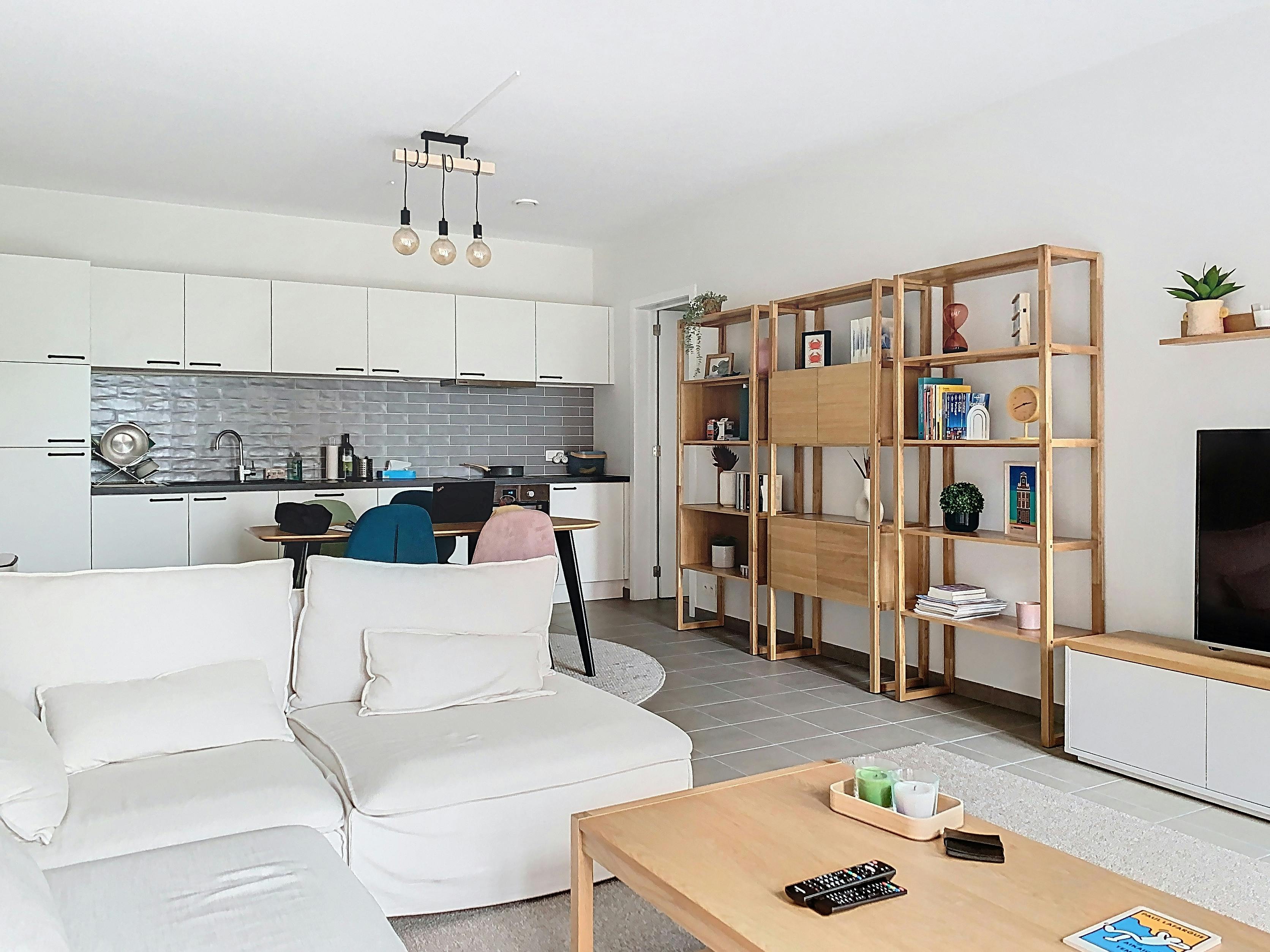 Tour & Taxis - Lichtijk 1-slaapkamerappartement te huur  foto 3