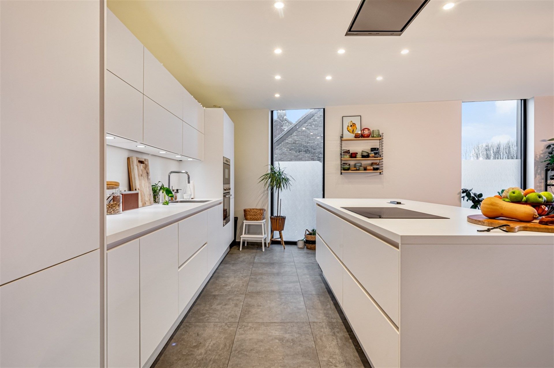 Veelzijdig gebouw bestaande uit woonst met 4 slpks, tuinloft met 1 slpk en handelspand/kantoorruimte foto 13