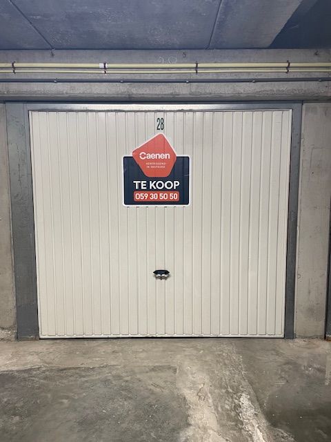 Garagebox op wandelstand van het strand in Middelkerke te koop foto 2