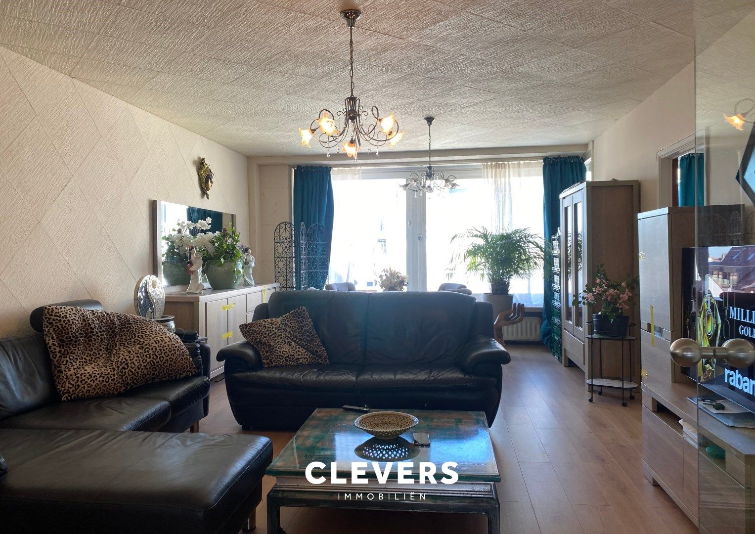 Centrum: Zeer ruim woonappartement met 2 slpk's foto 2