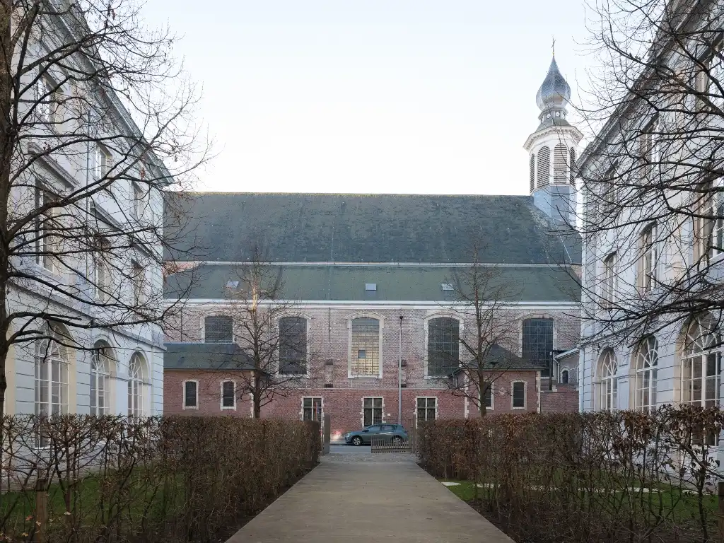 Karaktervolle loft (casco) met een overvloed aan licht in het befaamde project Academie foto 10