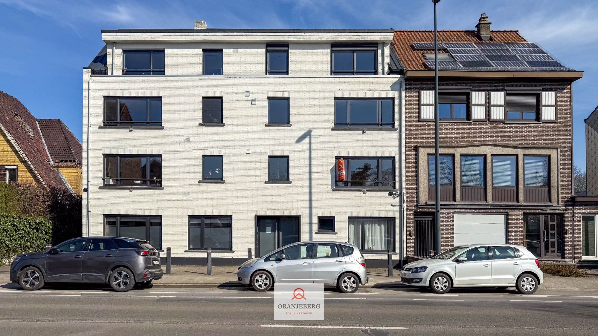 Zonnig 2 slaapkamerappartement met terrasje foto 35
