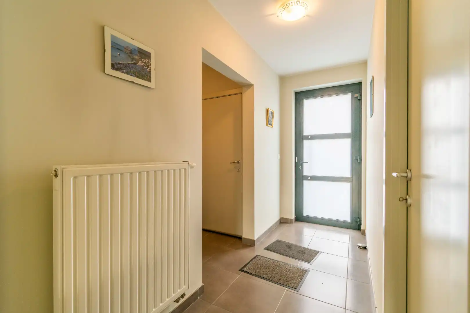 INSTAPKLAAR APPARTEMENT MET 3 SLAAPKAMERS + TUIN ! foto 6