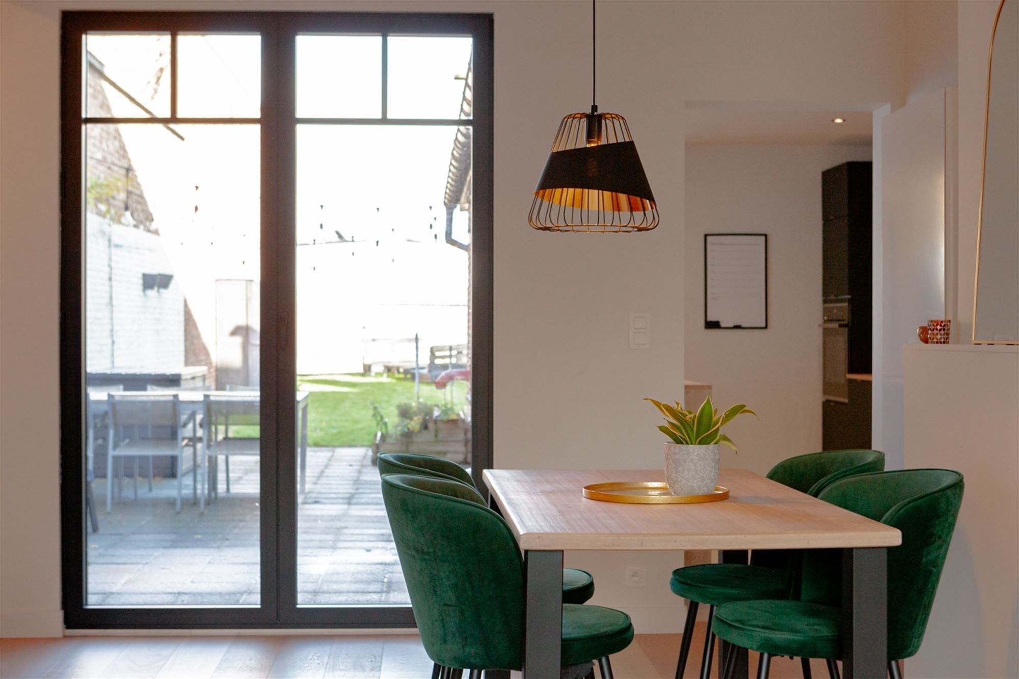 Instapklare woning met tuin, Centrum Kalken! foto 10