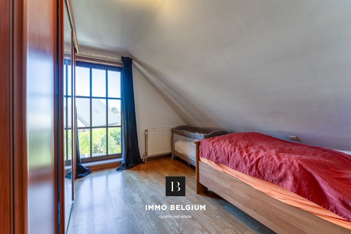 Ruime villa met 5 slaapkamers nabij het centrum foto 16