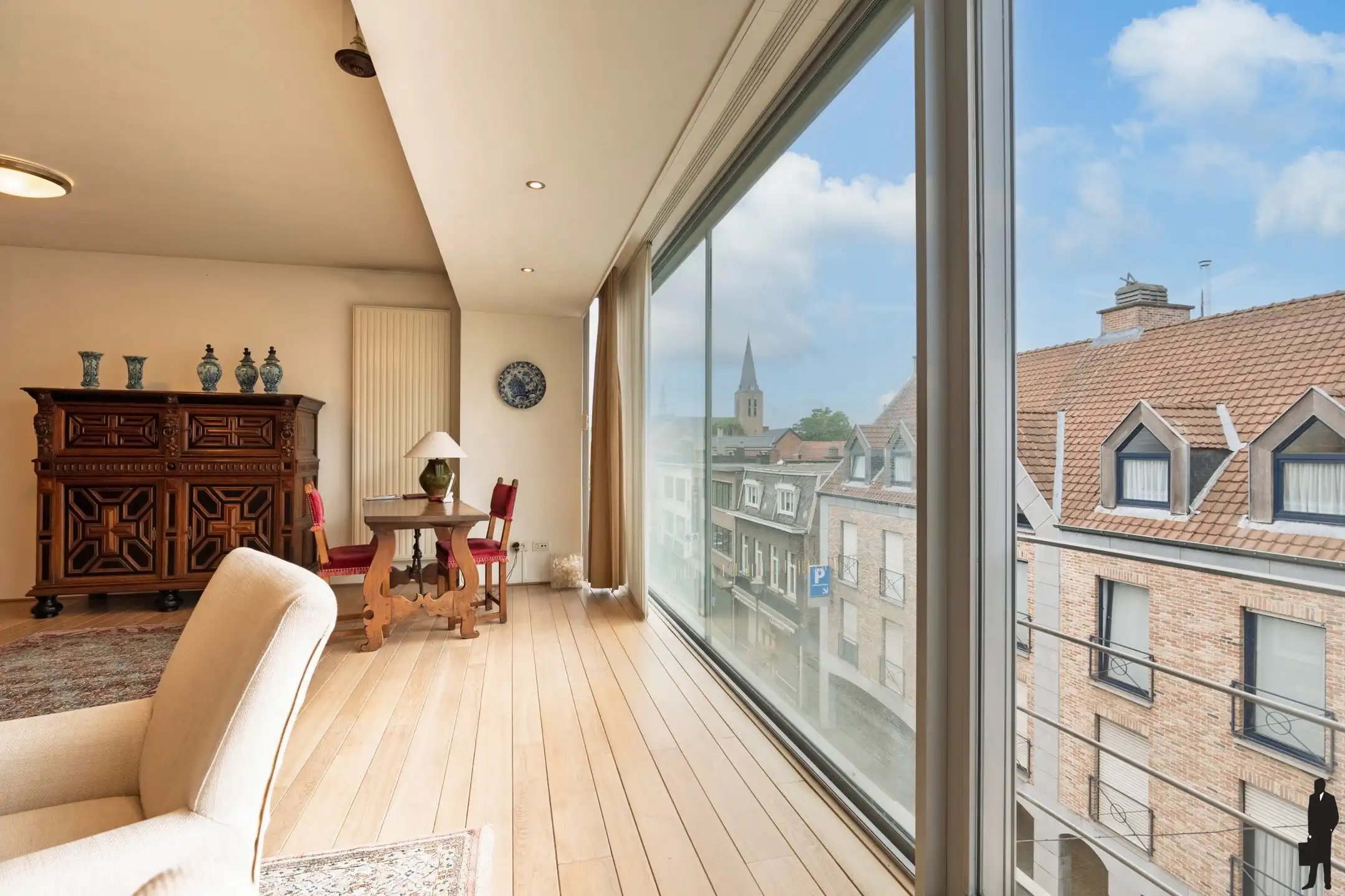 Instapklaar appartement van ca. 144 m² met garage foto 12
