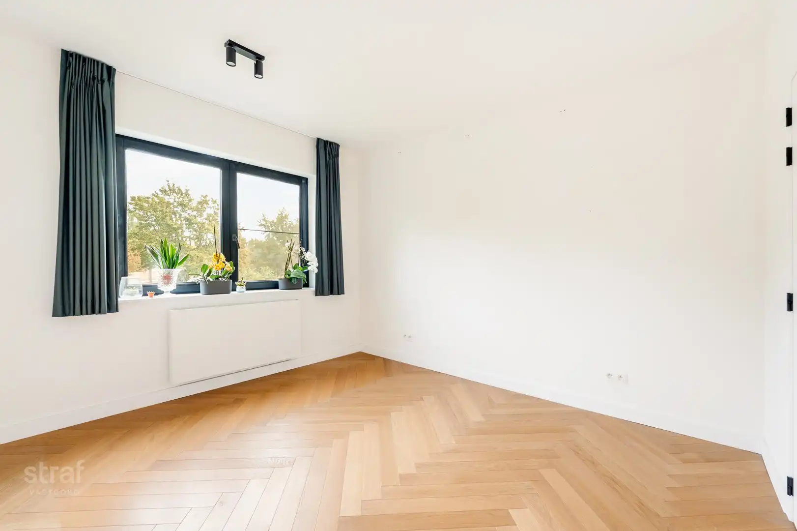 Groot 3 slpk appartement met 2 terrassen foto 13