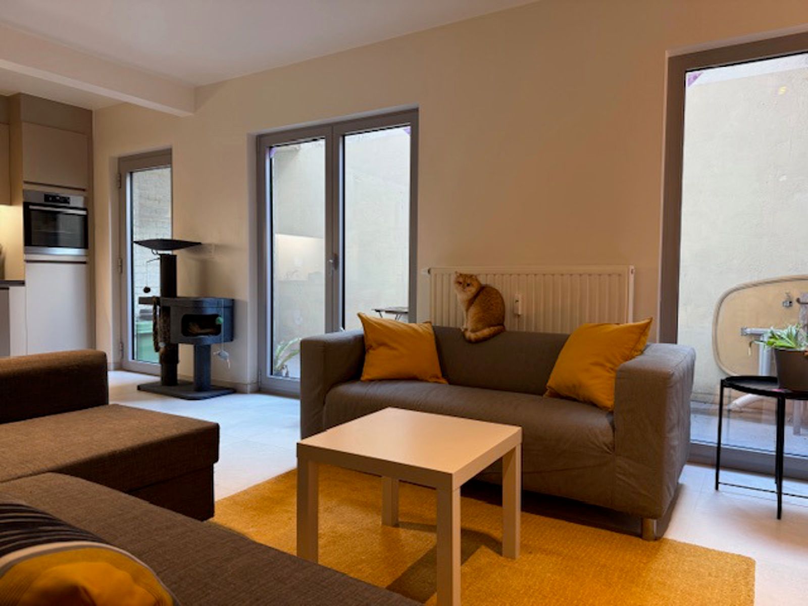 Te huur: ruim gelijkvloers appartement nabij stadscentrum van Aalst foto 3