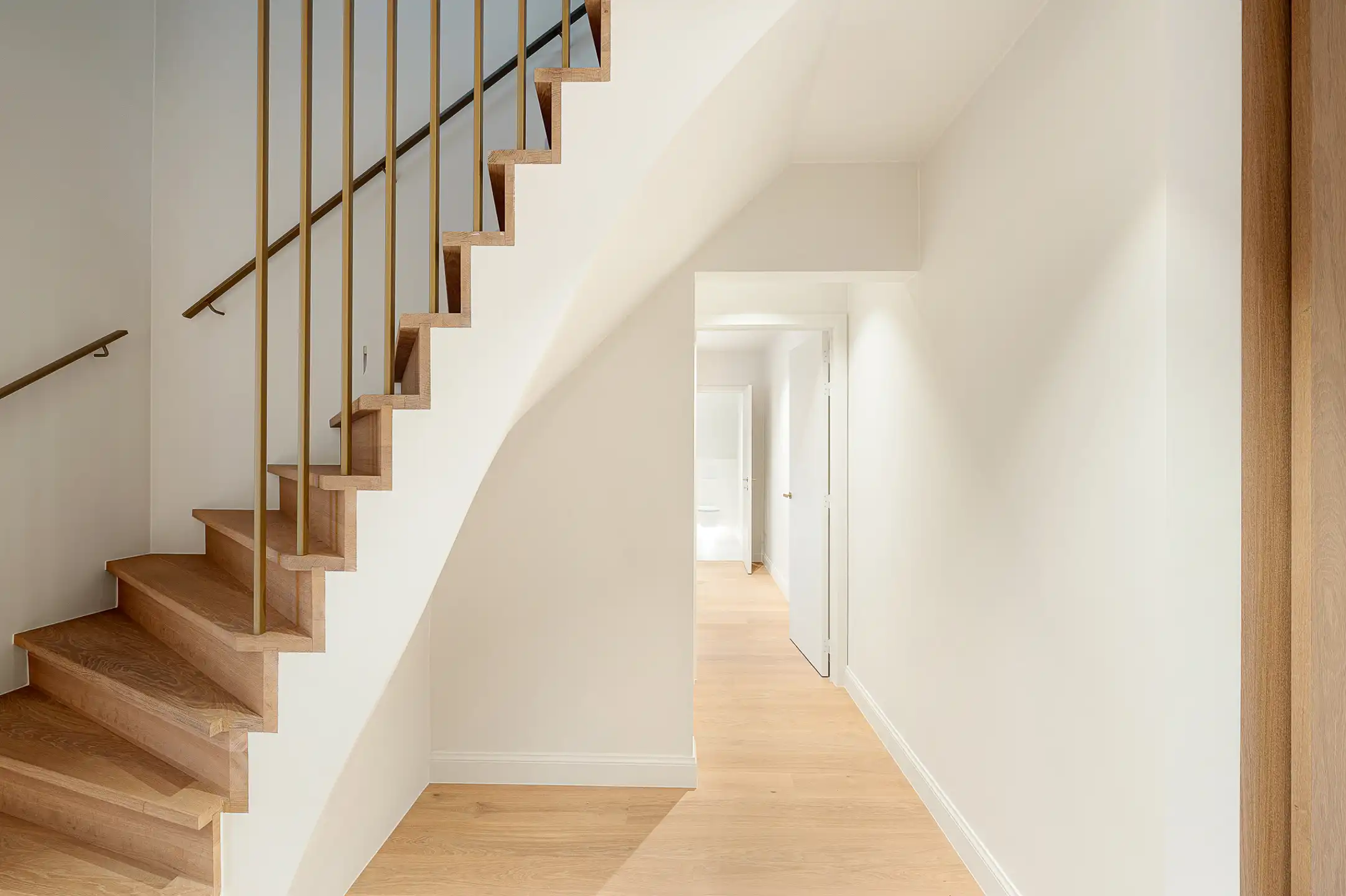 Alleenstaande villa, gelegen in een residentiële omgeving foto 35