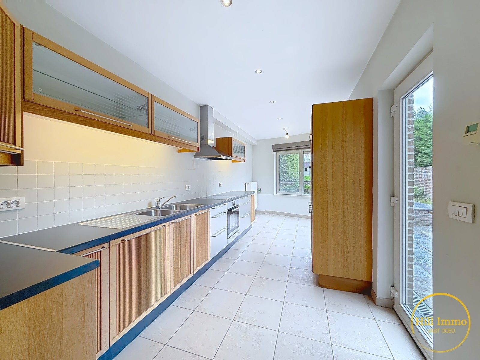 Halfopen woning met grote tuin te huur in Wijtschate foto 4