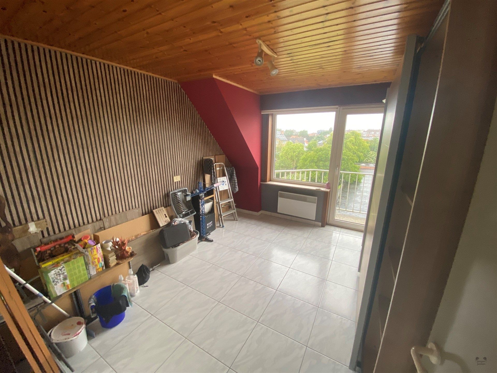 Knus 2-slaapkamer appartement met 2 terrassen  foto 7