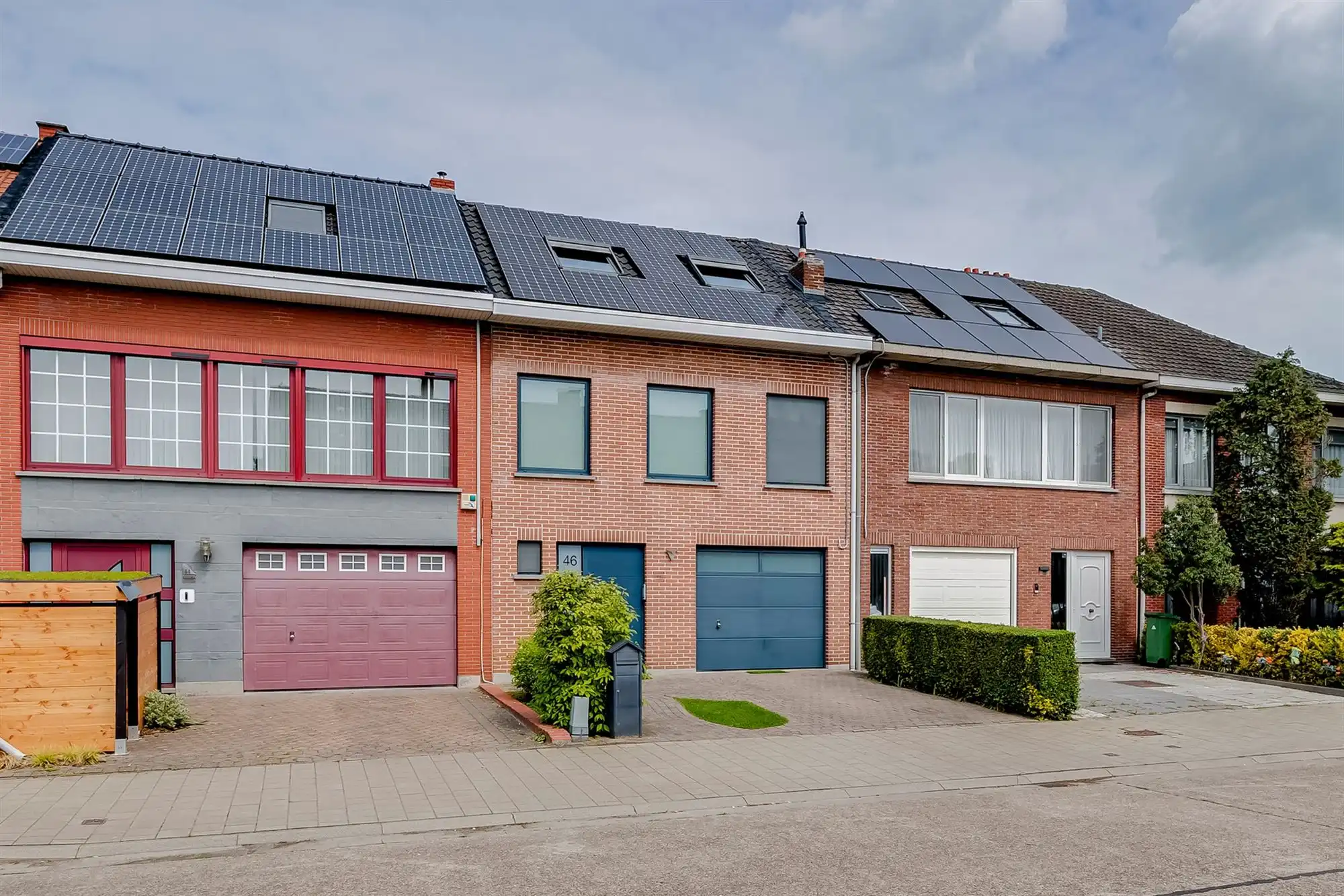 Prachtig huis met 3 slpk en een bureau te Ekeren foto 3