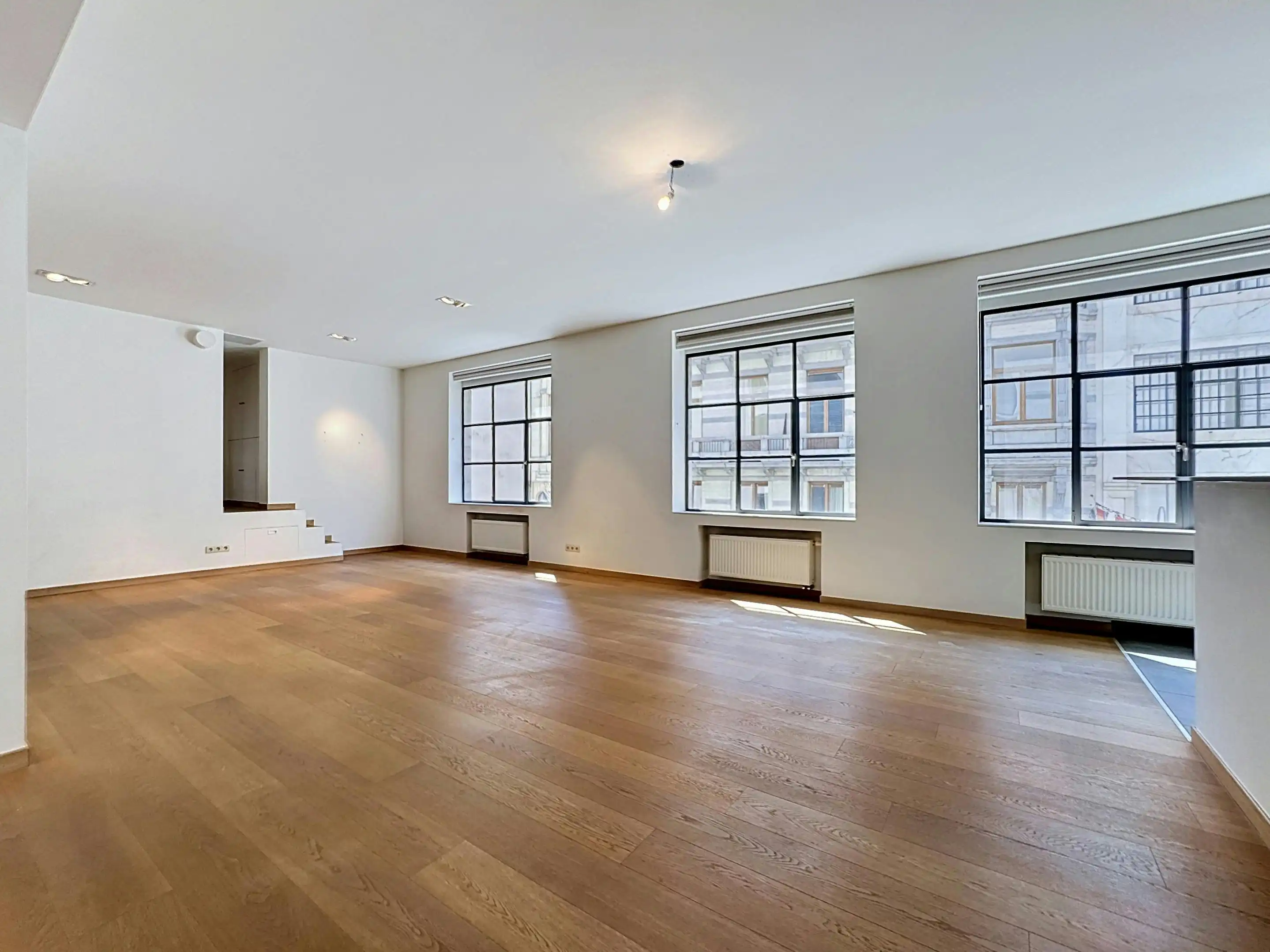 Appartement met 1 slaapkamer te Brussel nabij Munt foto 3