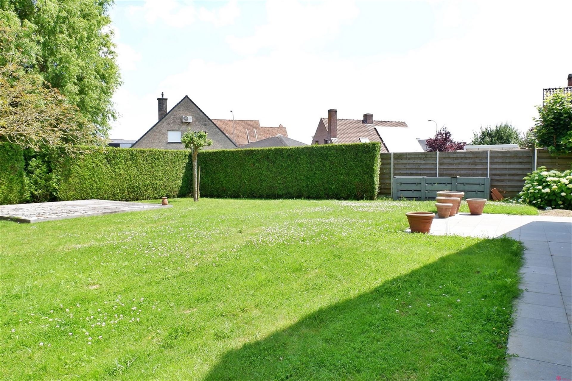 Villa met tuin om van te genieten foto 27