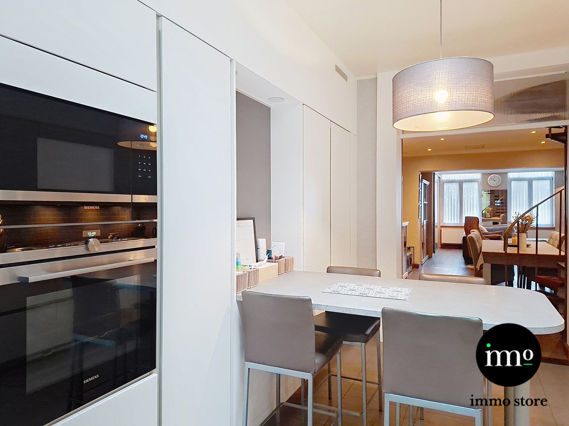 Uitzonderlijk ruime Kangoeroewoning met atelier en garage foto 17