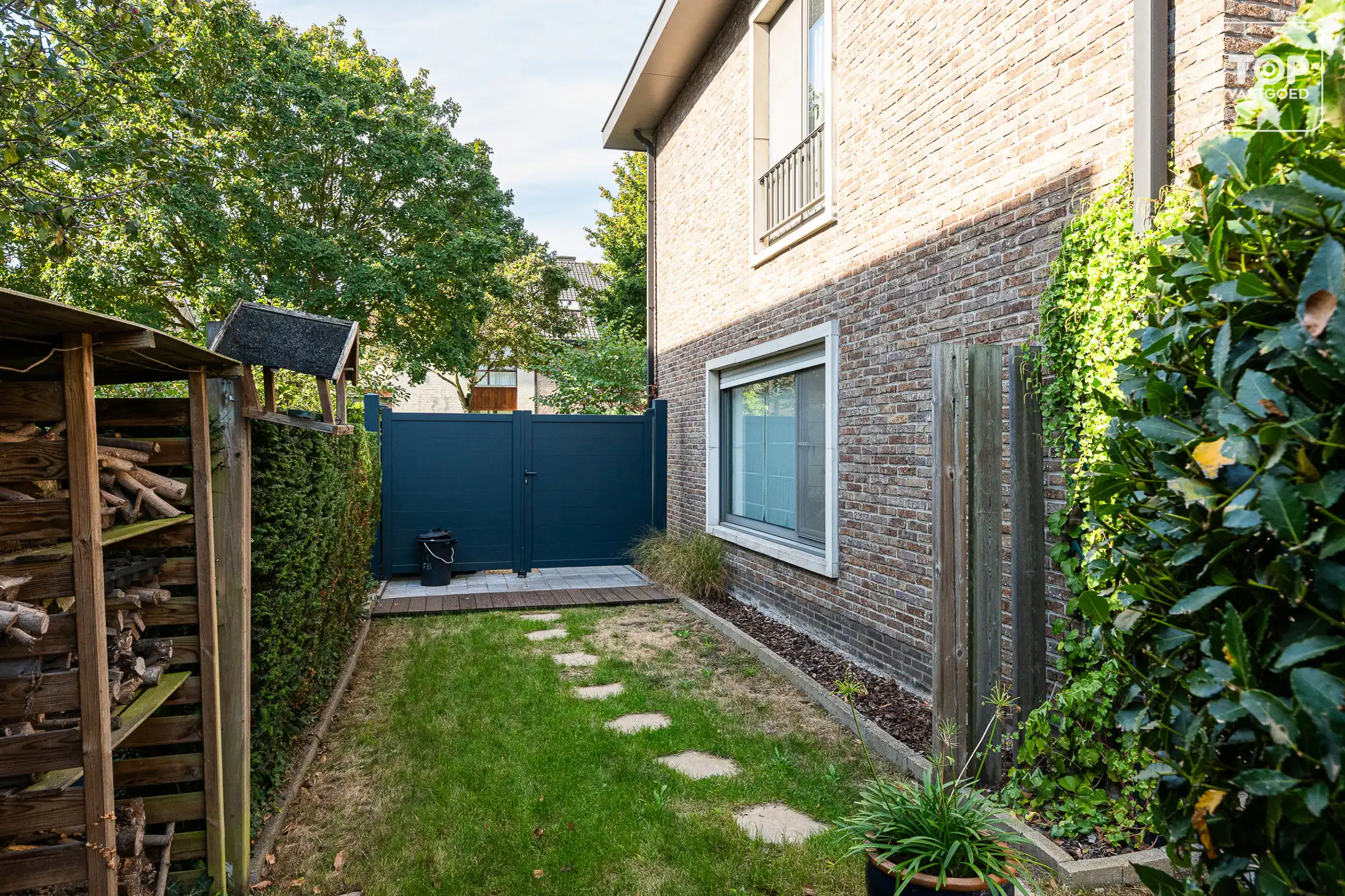 Instapklare halfopen woning met 4 slaapkamers, garage en mooie tuin foto 26