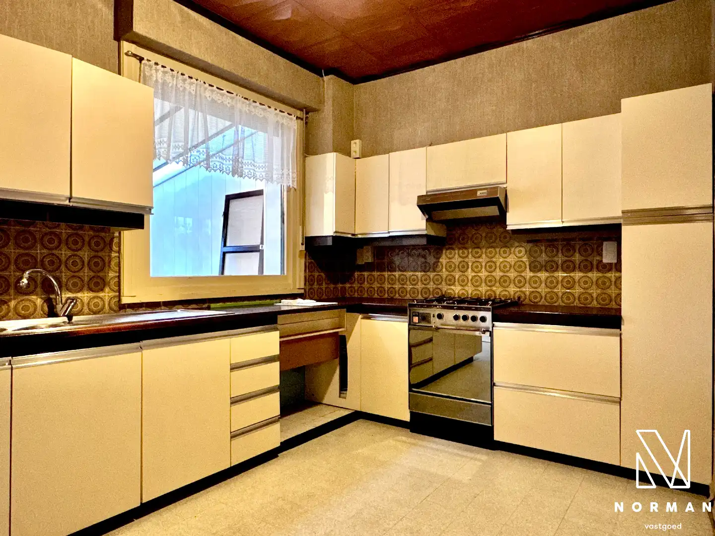Woning met 2 slaapkamers, tuin en terras te huur in Ledegem! foto 5