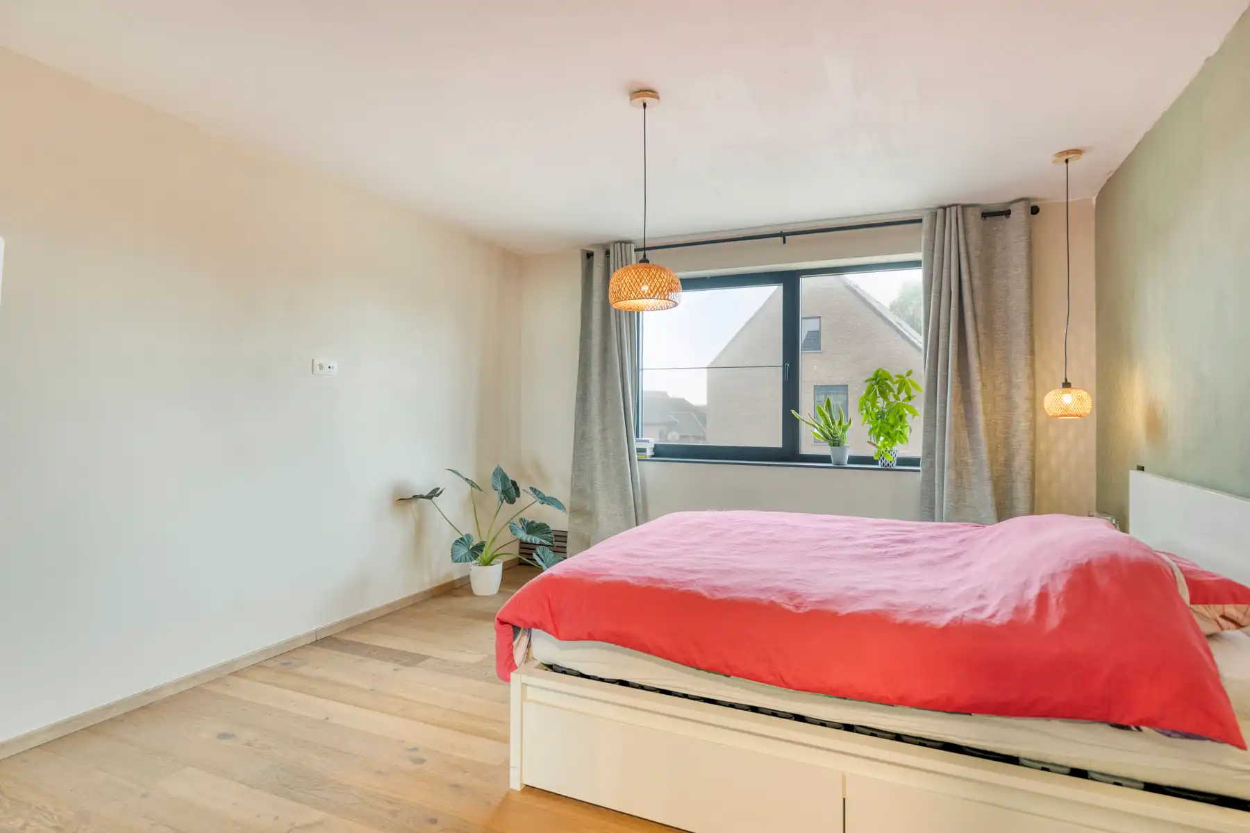 TE KOOP - energiezuinige woning met E-peil 10 op toplocatie foto 11