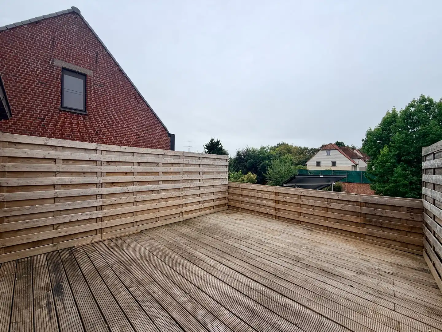 Instapklaar duplex-appartement met 2 slaapkamers & zonnig terras in Moorslede! foto 9