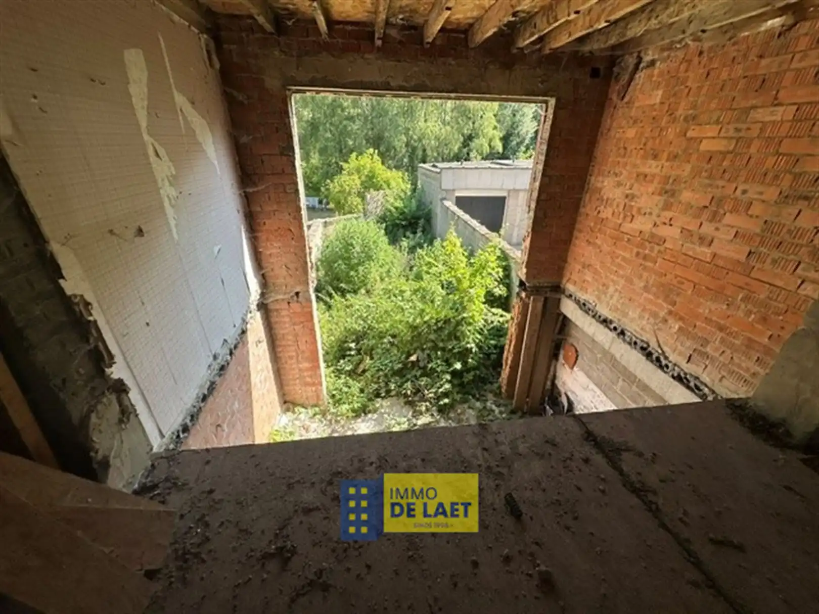 Volledig te renoveren woning met potentieel foto 5