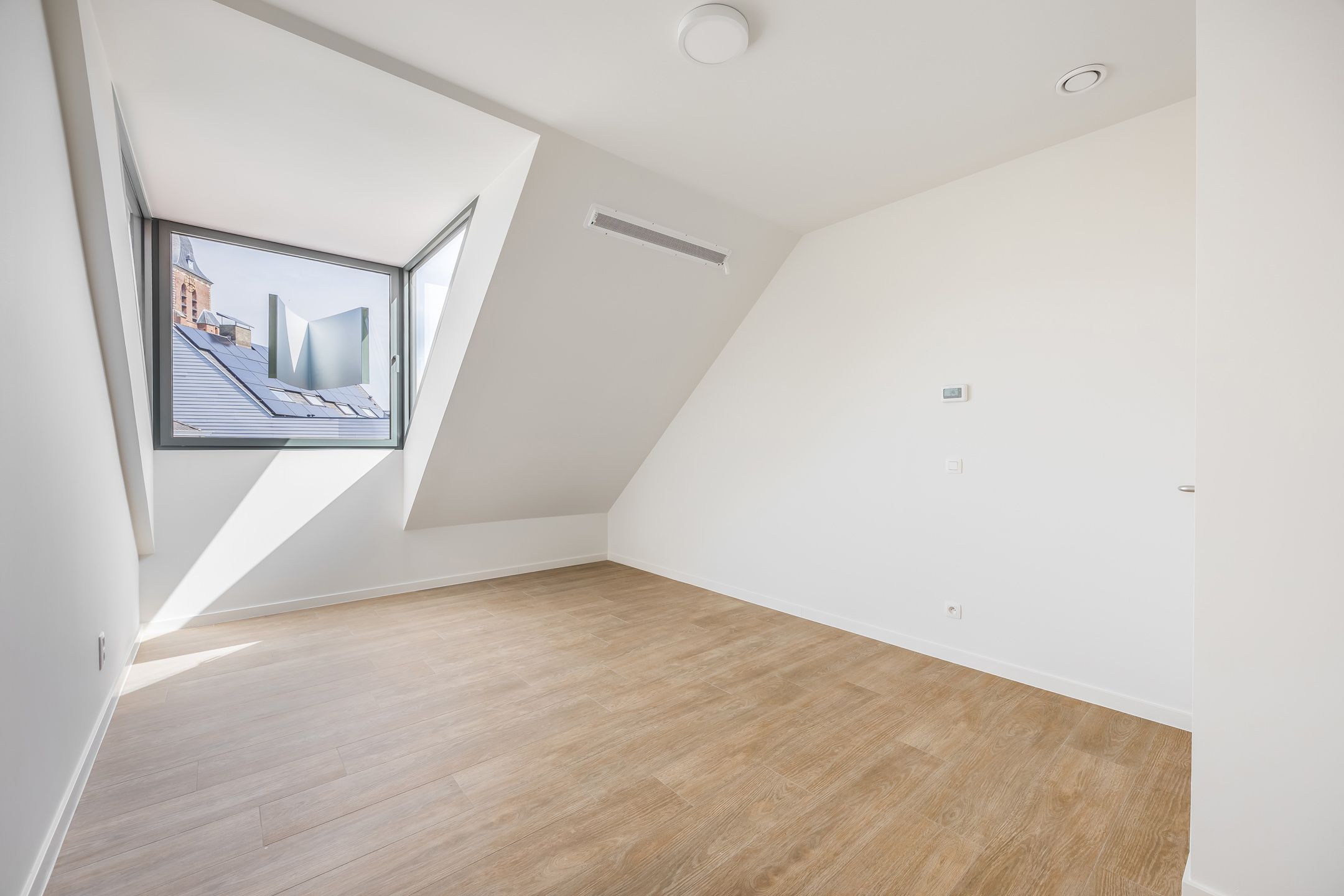 Luxueus en energiezuinig wonen in het dorp van Oostmalle. foto 24