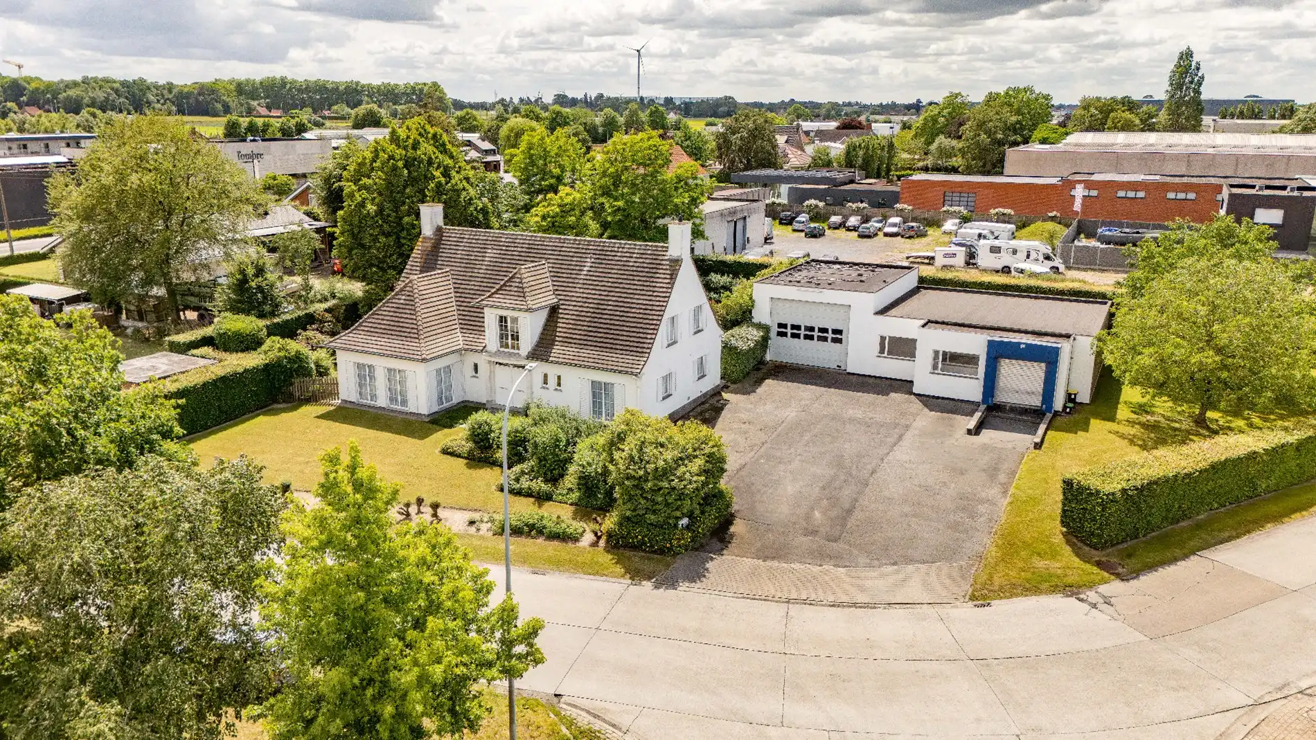 PRESTIGIEUZE VILLA MET LOODS VLAKBIJ CENTRUM PITTEM foto 23