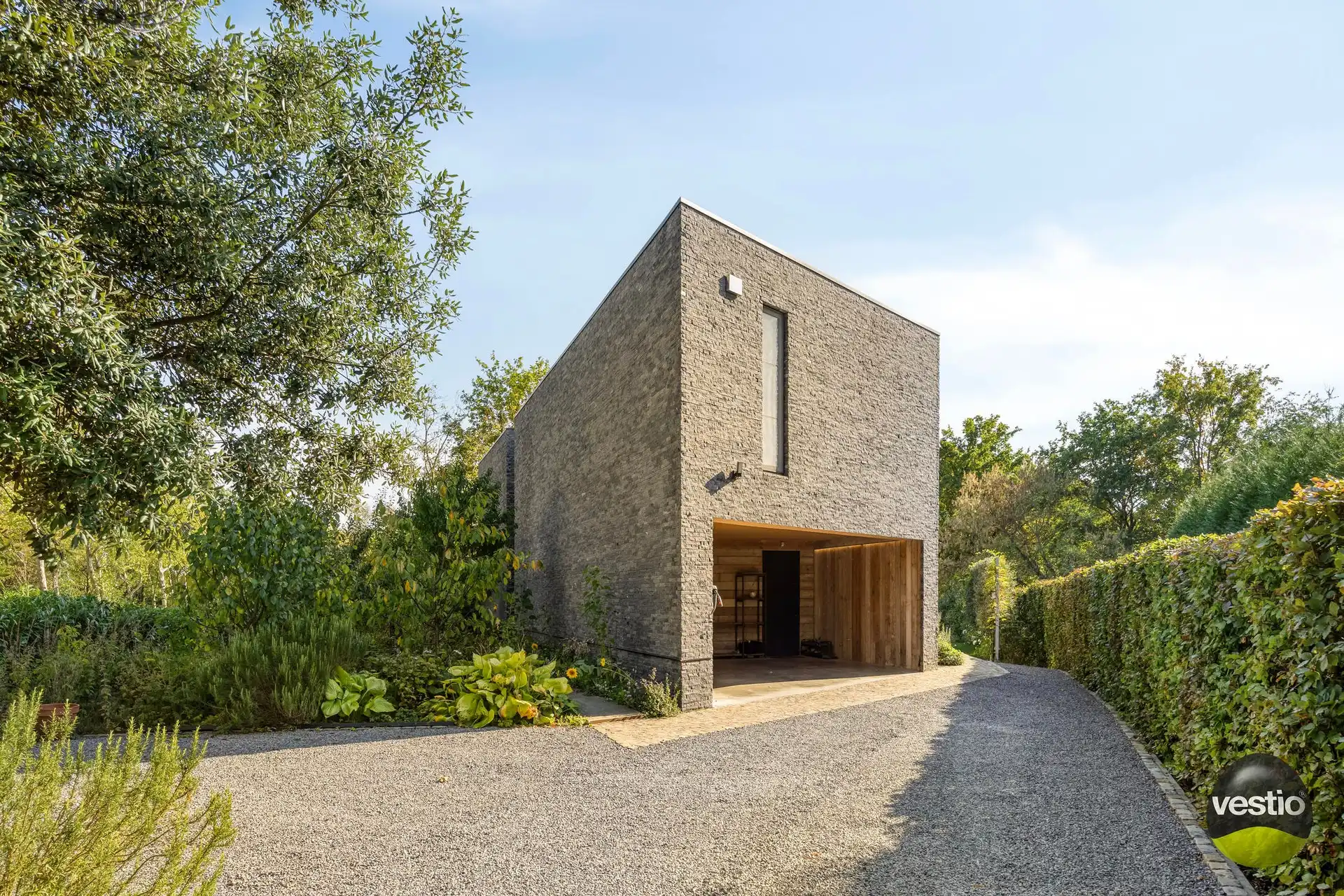 Moderne villa in de gegeerde Mombeekdreef – luxe, licht en rust op een toplocatie in Hasselt foto 29